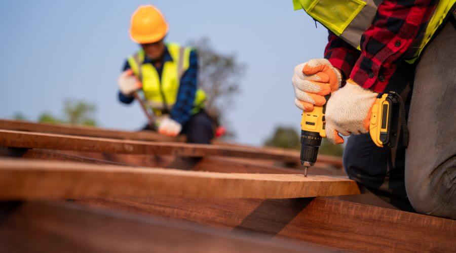 Professional residential roofers in Monroe, MI